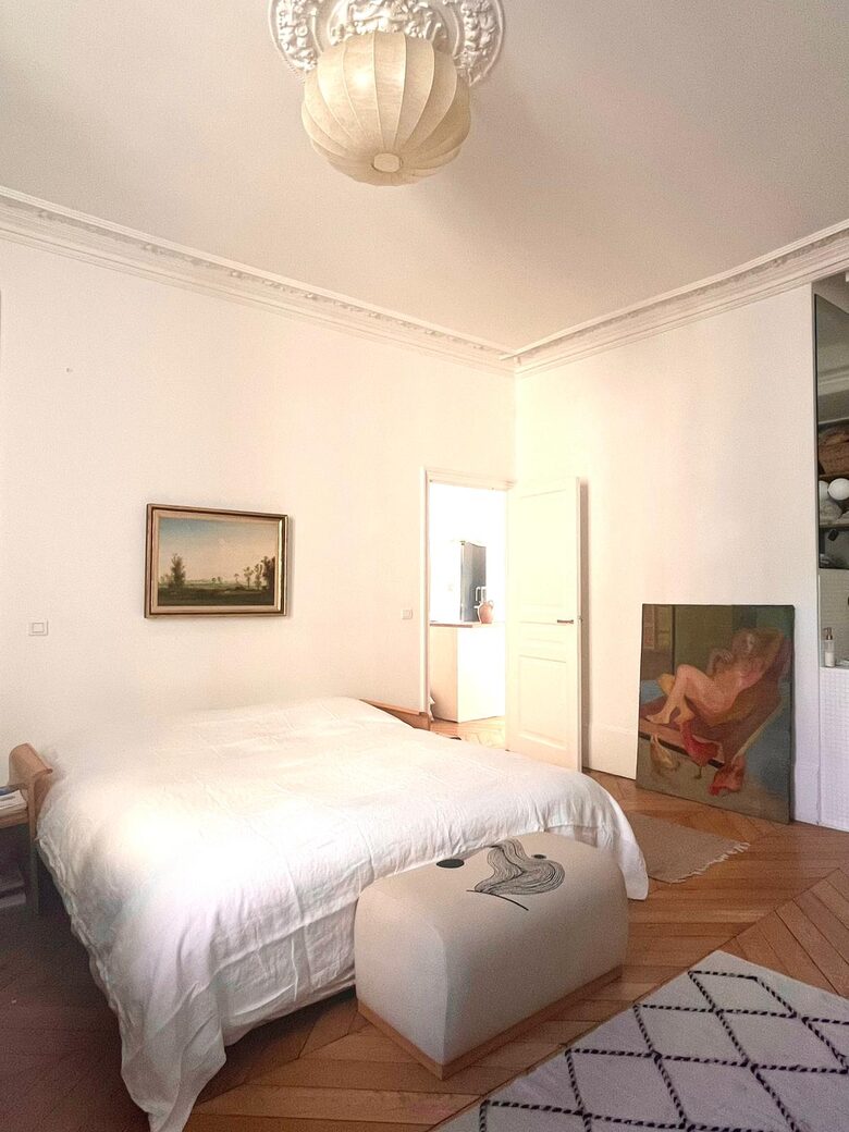 Refined Minimalist Apartment by Paris’s Iconic Passages - Paris, France