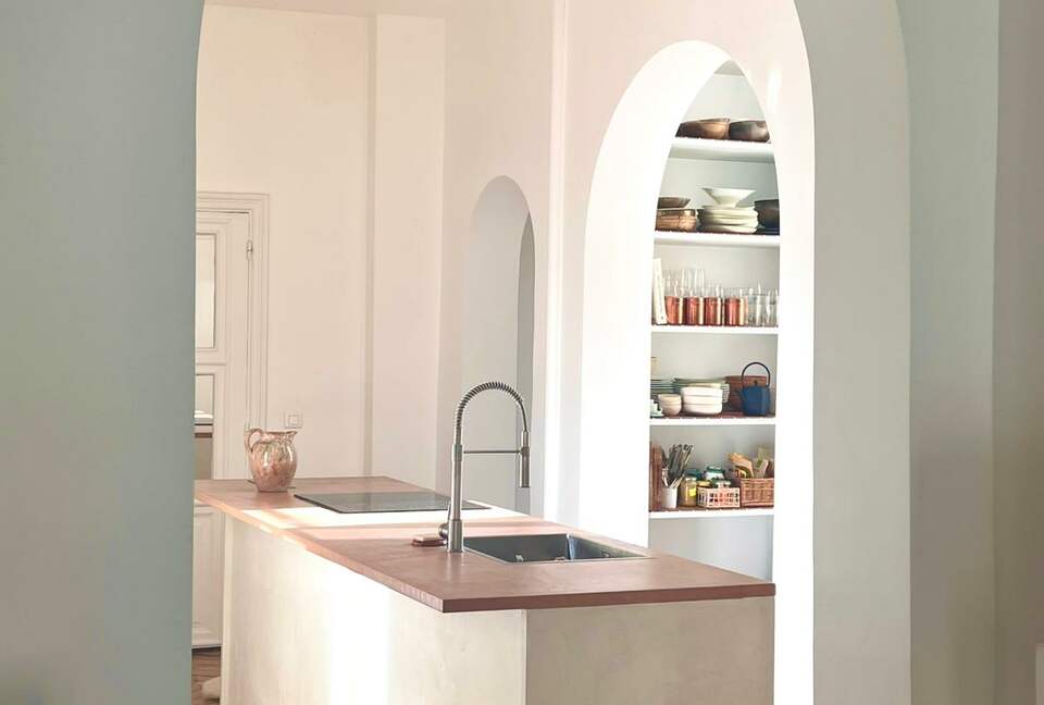 Refined Minimalist Apartment by Paris’s Iconic Passages - Paris, France