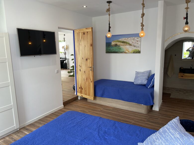 Boss room 1 (ground flour) with ensuite shower