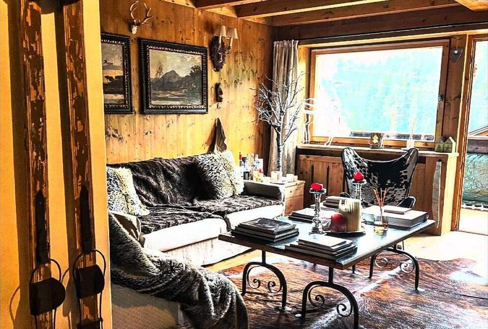 A Tasteful Alpine Apartment near Cortina d'Ampezzo - San Vito di Cadore, Italy