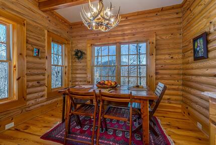 Private White Oak Mountain Retreat with Expansive Decks - Columbus, North Carolina