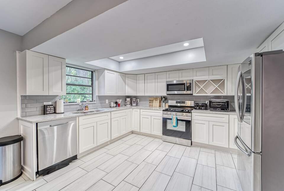 Relaxed Riverside Home with Private Dock and Balcony - Tampa, Florida