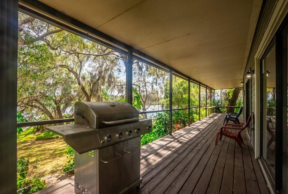 Relaxed Riverside Home with Private Dock and Balcony - Tampa, Florida