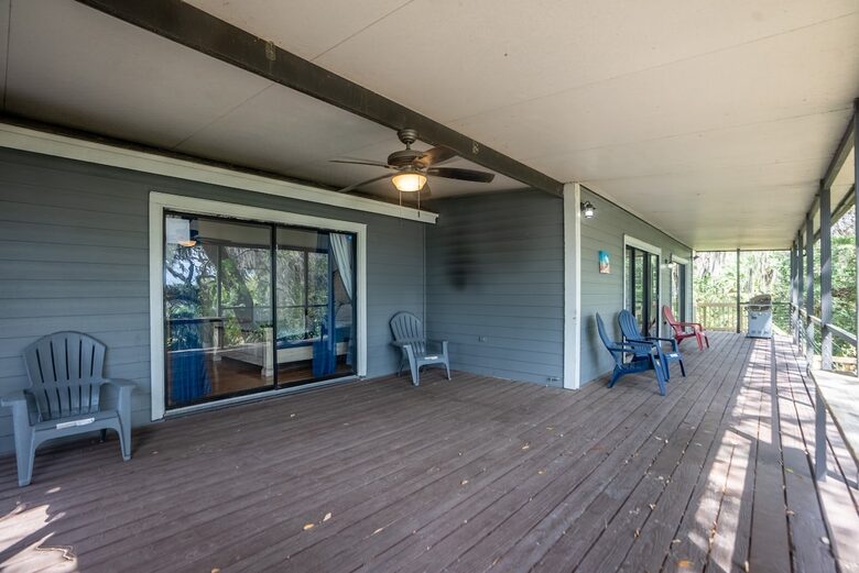 Relaxed Riverside Home with Private Dock and Balcony - Tampa, Florida