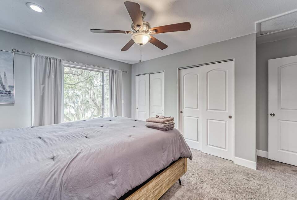 Relaxed Riverside Home with Private Dock and Balcony - Tampa, Florida