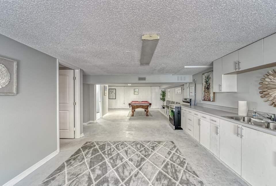 Relaxed Riverside Home with Private Dock and Balcony - Tampa, Florida