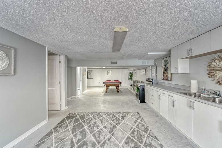 Relaxed Riverside Home with Private Dock and Balcony - Tampa, Florida