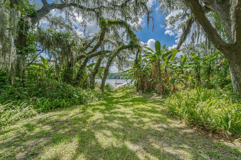 Relaxed Riverside Home with Private Dock and Balcony - Tampa, Florida