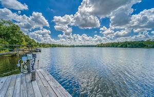 Relaxed Riverside Home with Private Dock and Balcony - Tampa, Florida