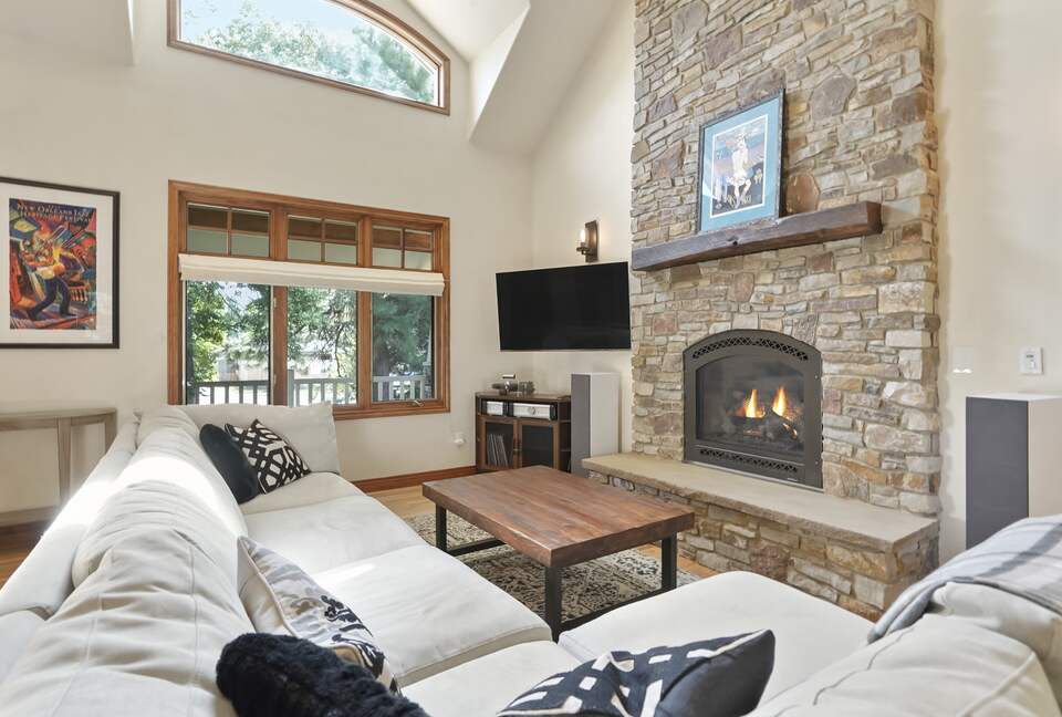 A Refined Boulder Hideaway with Outdoor Living - Boulder, Colorado