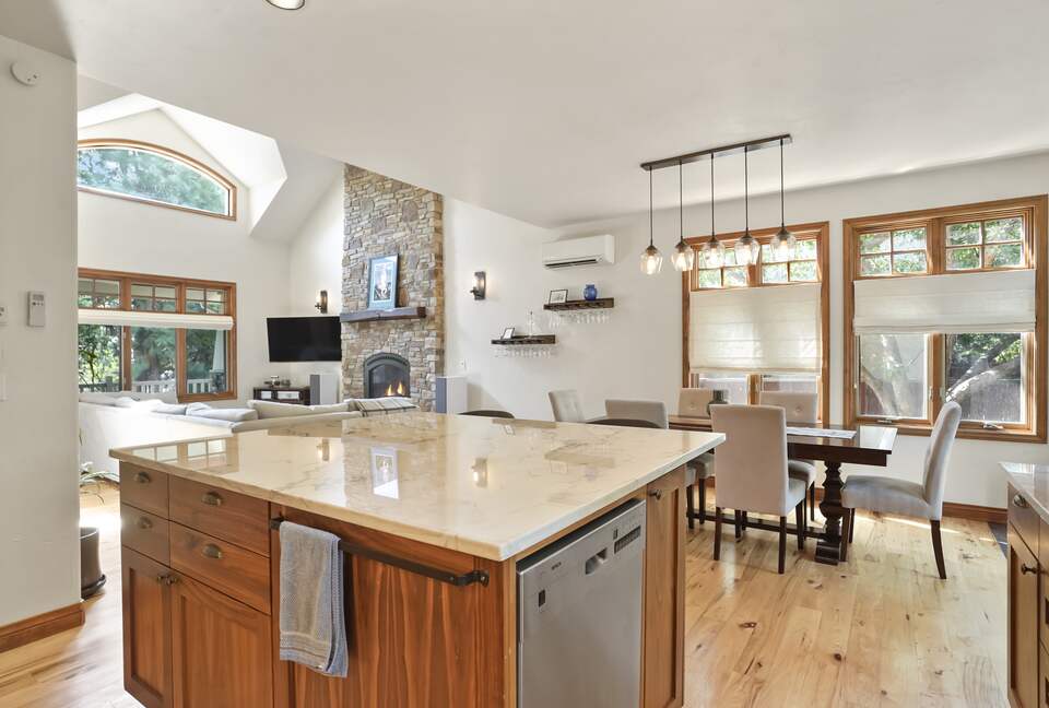 A Refined Boulder Hideaway with Outdoor Living - Boulder, Colorado