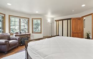 A Refined Boulder Hideaway with Outdoor Living - Boulder, Colorado