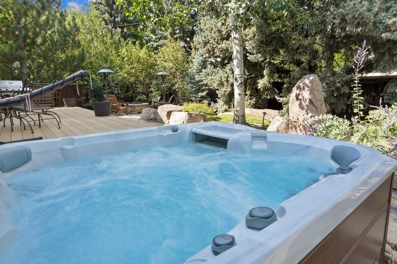 A Refined Boulder Hideaway with Outdoor Living - Boulder, Colorado