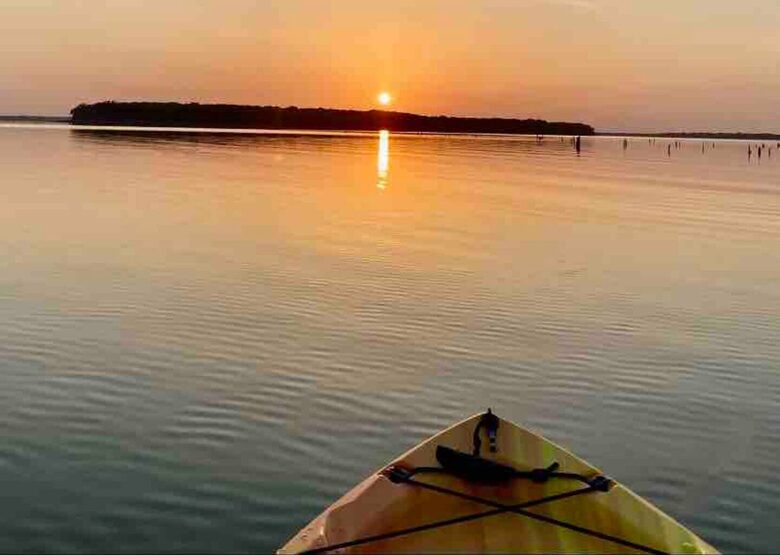 Modern Lakefront Escape Near Dallas with Endless Views - Kemp, Texas