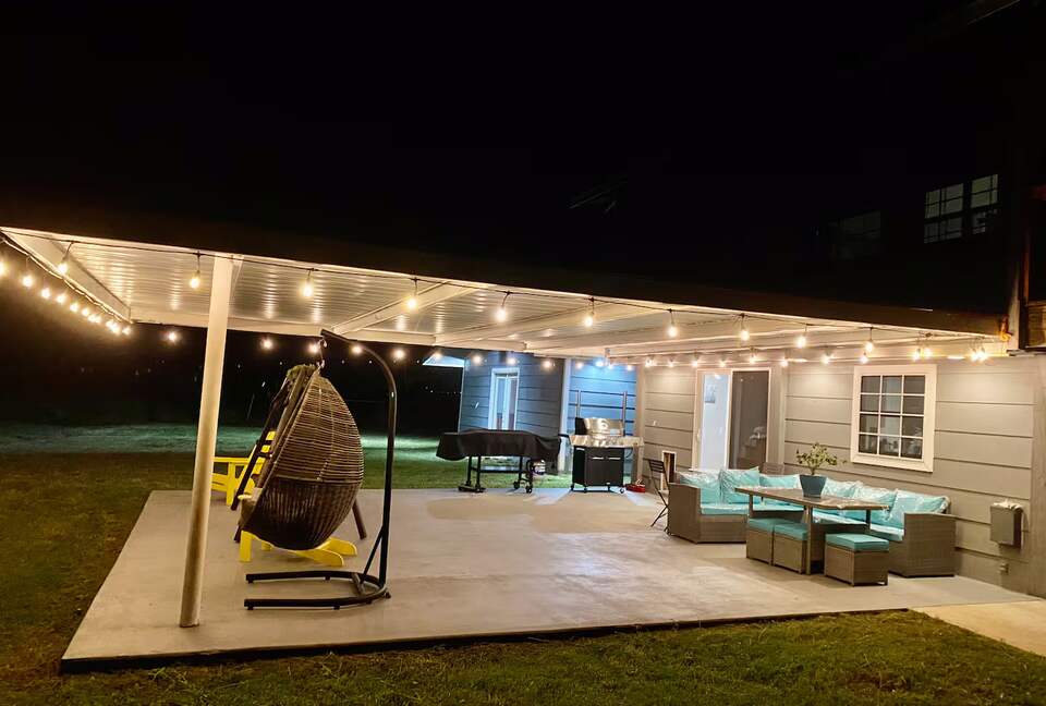 Modern Lakefront Escape Near Dallas with Endless Views - Kemp, Texas