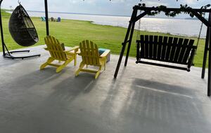 Modern Lakefront Escape Near Dallas with Endless Views - Kemp, Texas