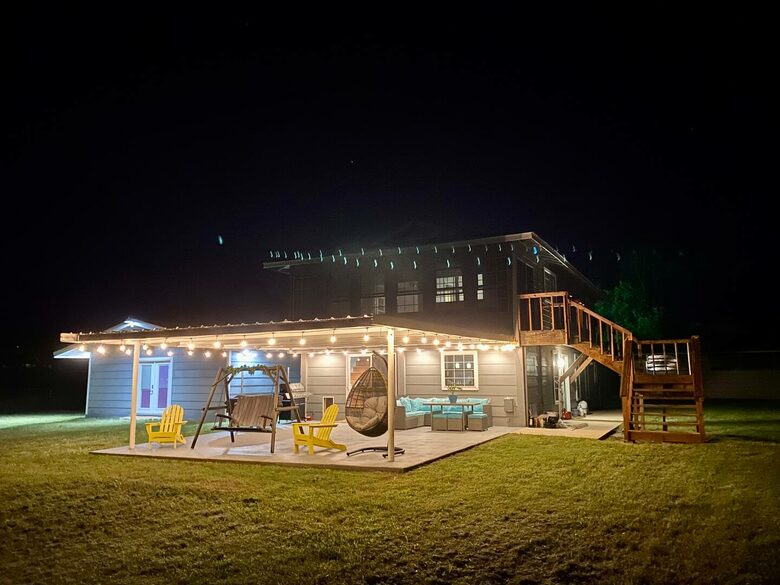 Modern Lakefront Escape Near Dallas with Endless Views - Kemp, Texas