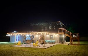 Modern Lakefront Escape Near Dallas with Endless Views - Kemp, Texas