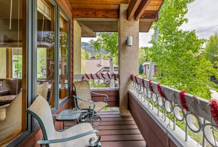 Spacious Trappeur’s Lodge Retreat Near Steamboat Base Area - Steamboat Springs, Colorado