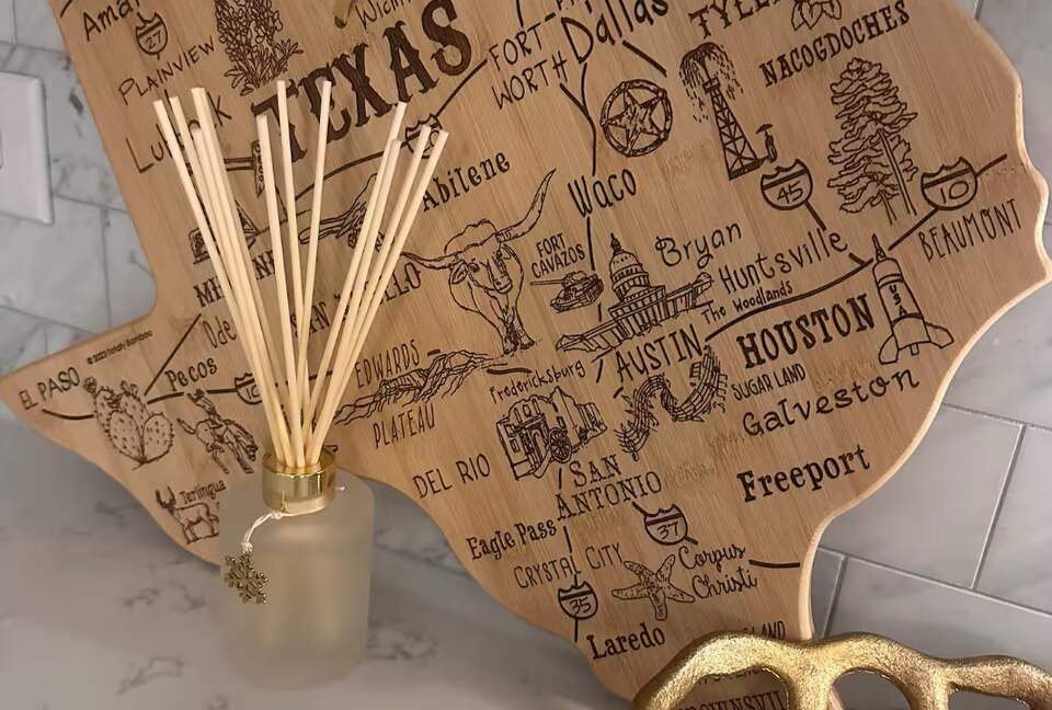 Stylish Hill Country Home in New Braunfels - New Braunfels, Texas