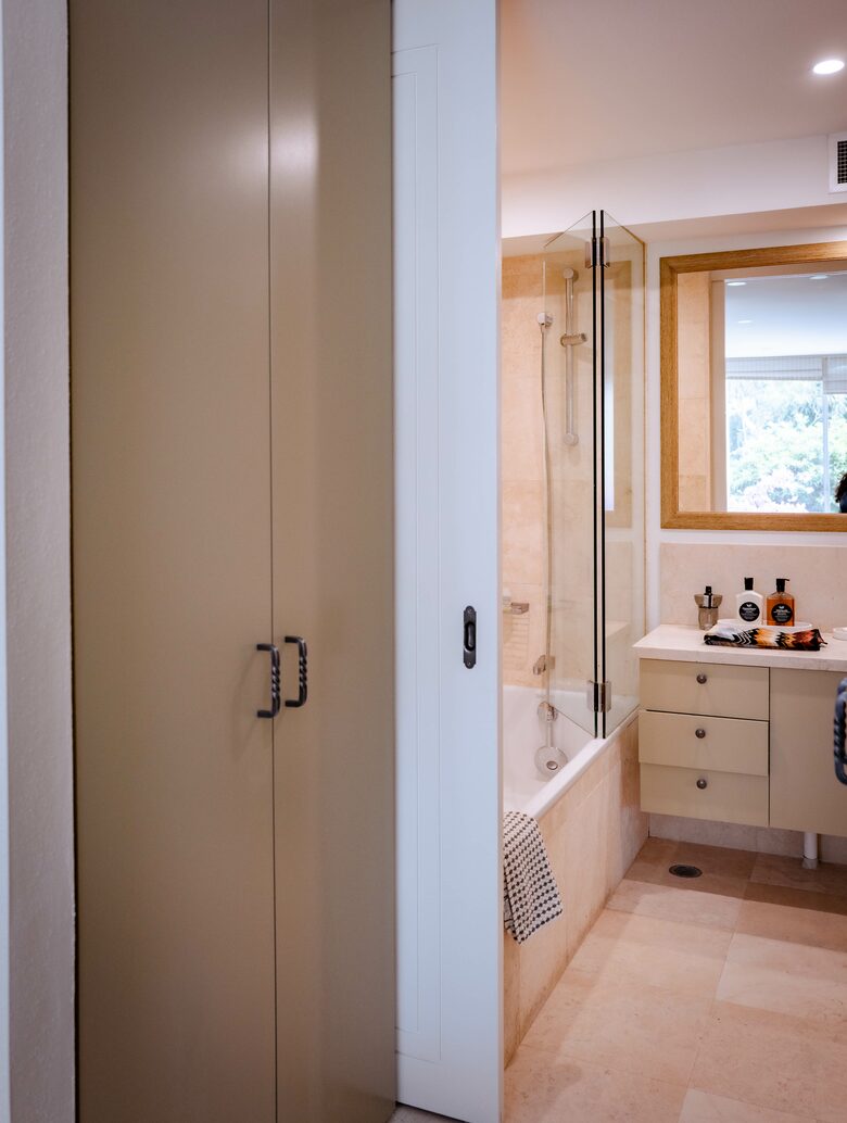 Modern Parkside Retreat Minutes from Bondi & Double Bay - Sydney, Australia