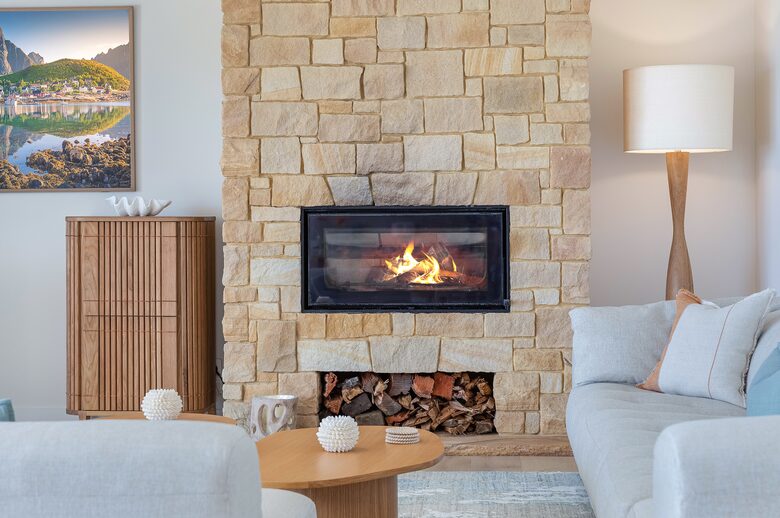 Luxury Coastal Retreat Overlooking Killcare Beach - Killcare Heights, Australia