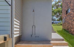 Luxury Coastal Retreat Overlooking Killcare Beach - Killcare Heights, Australia