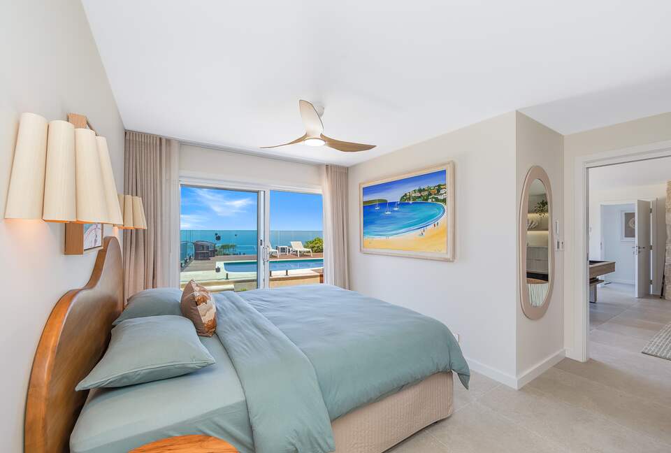 Luxury Coastal Retreat Overlooking Killcare Beach - Killcare Heights, Australia