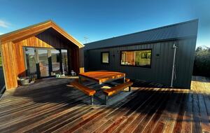 Last Paradise | A Peaceful Catlins Escape - Owaka, New Zealand