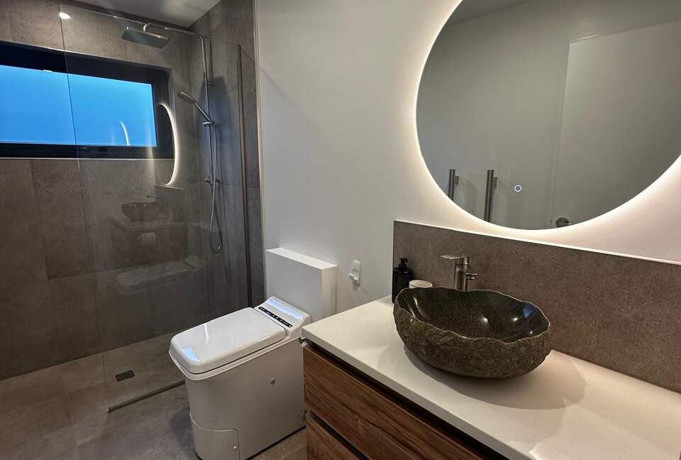 Last Paradise | A Peaceful Catlins Escape - Owaka, New Zealand