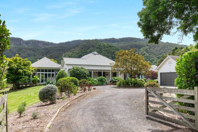 A Refined Country Escape in Wattamolla - Wattamolla, Australia