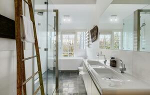 A Refined Country Escape in Wattamolla - Wattamolla, Australia