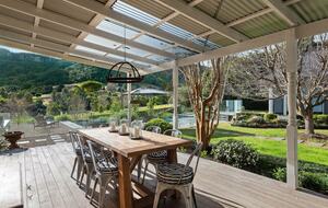 A Refined Country Escape in Wattamolla - Wattamolla, Australia