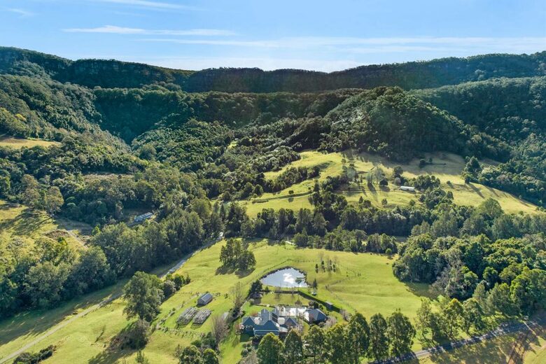 A Refined Country Escape in Wattamolla - Wattamolla, Australia