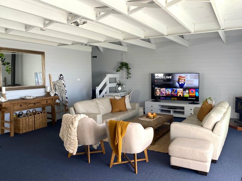 Beachfront Cottage on Old Bar’s Quiet Shoreline - Old Bar, Australia