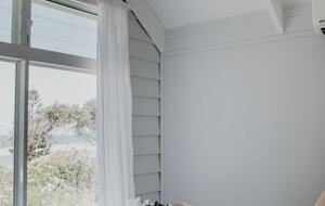 Beachfront Cottage on Old Bar’s Quiet Shoreline - Old Bar, Australia