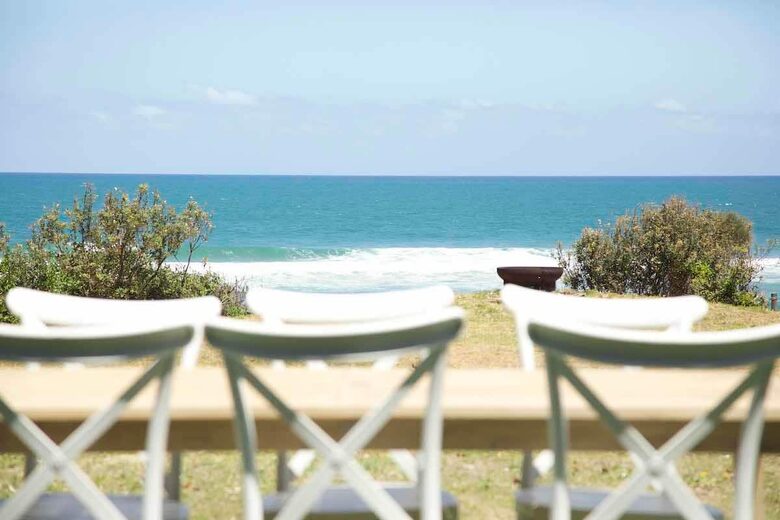 Beachfront Cottage on Old Bar’s Quiet Shoreline - Old Bar, Australia