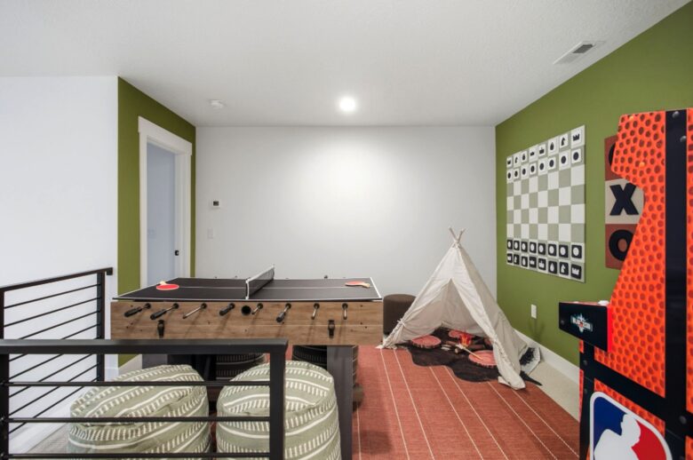 Mountain Basecamp with Sauna & Jacuzzi - Heber City, Utah