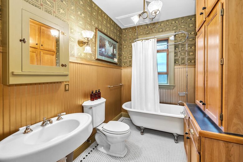 A Grand Historic Home in the Heart of Capitol Hill - Denver, Colorado