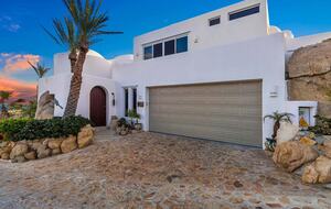 Casa Acantilado | Cliffside Masterpiece Above the Pacific - Cabo San Lucas, Mexico