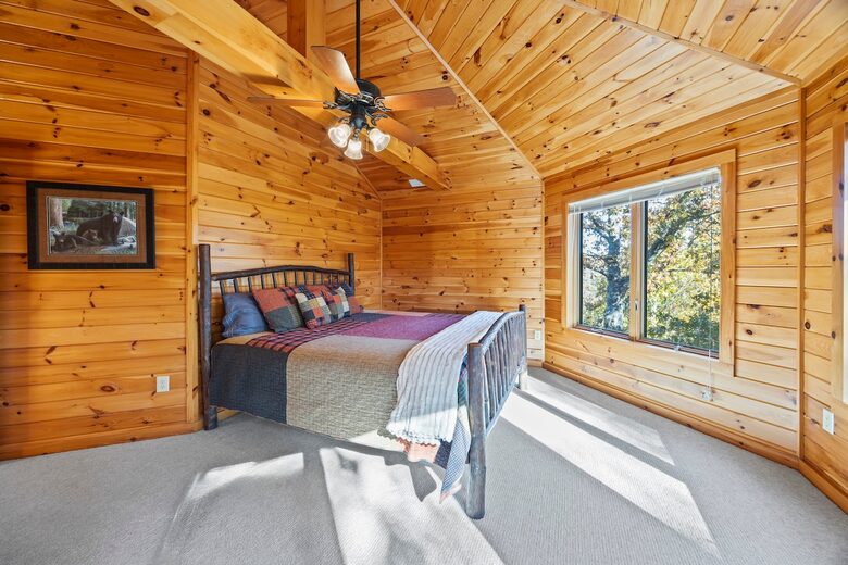 A Private Mountain Home Designed Around Views, Space, and Shared Time - Morganton, Georgia