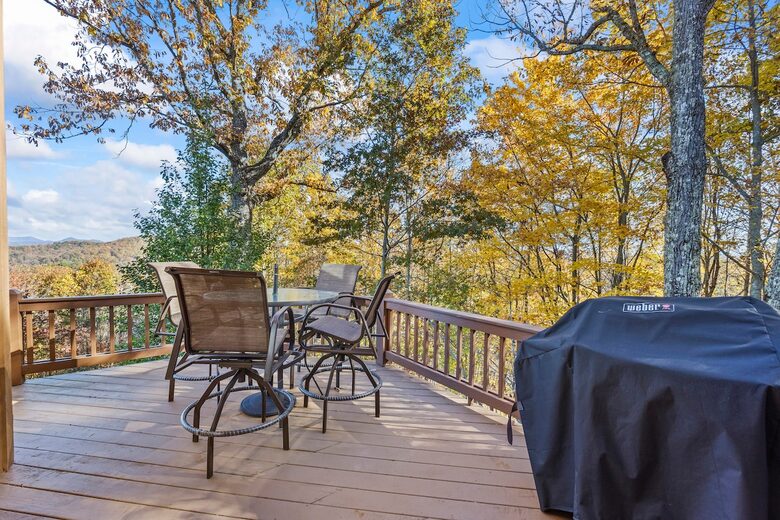 A Private Mountain Home Designed Around Views, Space, and Shared Time - Morganton, Georgia