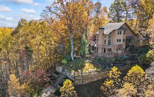 A Private Mountain Home Designed Around Views, Space, and Shared Time - Morganton, Georgia