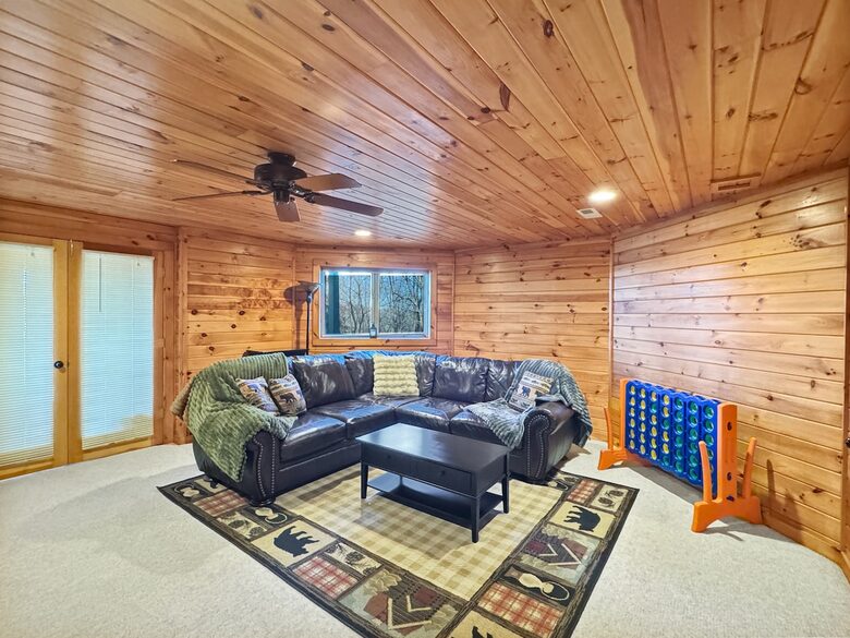 A Private Mountain Home Designed Around Views, Space, and Shared Time - Morganton, Georgia