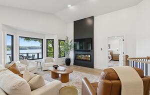 A Luxe Lakefront Escape Above Tim’s Ford - Winchester, Tennessee