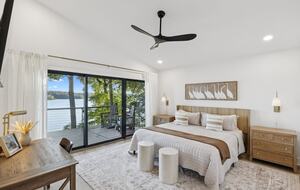 A Luxe Lakefront Escape Above Tim’s Ford - Winchester, Tennessee