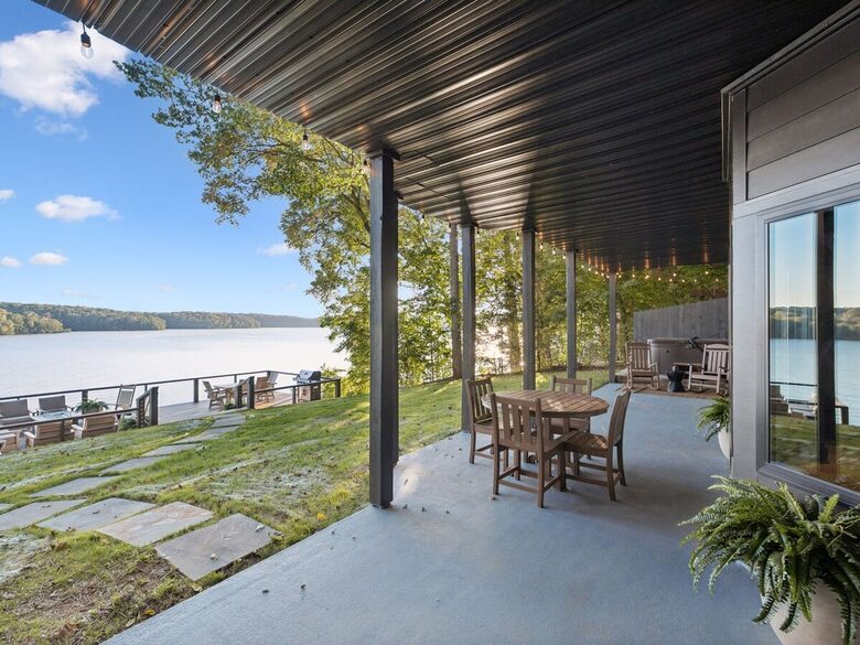 A Luxe Lakefront Escape Above Tim’s Ford - Winchester, Tennessee