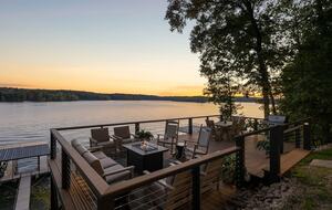 A Luxe Lakefront Escape Above Tim’s Ford - Winchester, Tennessee