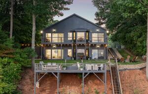 A Luxe Lakefront Escape Above Tim’s Ford - Winchester, Tennessee