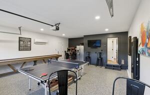 A Luxe Lakefront Escape Above Tim’s Ford - Winchester, Tennessee